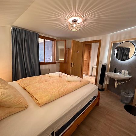 Hotel Wildbach Brienz Brienz  Exterior photo